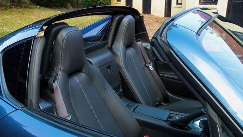 MAZDA MX-5 RF CONVERTIBLE 2.0 [184] Exclusive-Line 2dr view 3